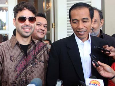 Konser di Jakarta, Arkarna Akan Duet Bareng Jokowi?
